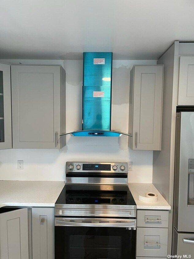Building Photo - 96 S 34th Pl
