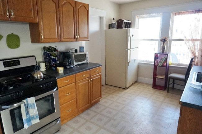 Photo - 151 Forest Hills St House