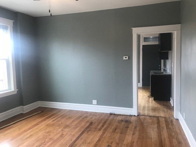 Building Photo - 3756 N Lavergne Ave