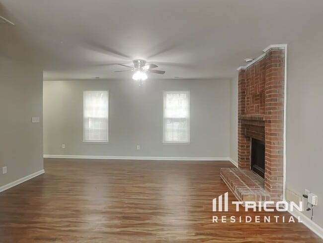Building Photo - 9709 Manus Ct