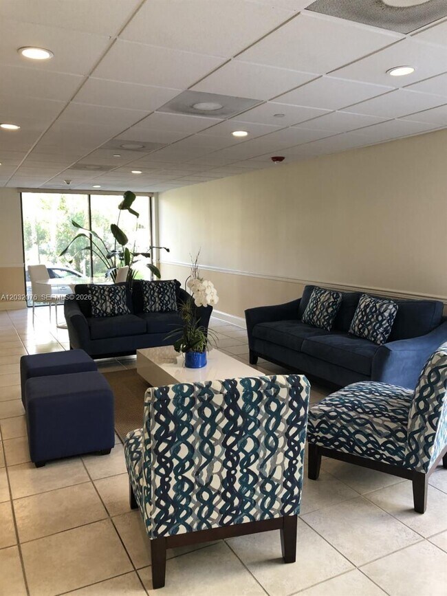 Foto del edificio - 150 Ocean Ln Dr