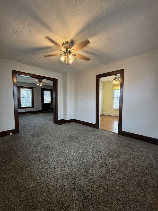 Foto del edificio - 3221 Wayne Ave