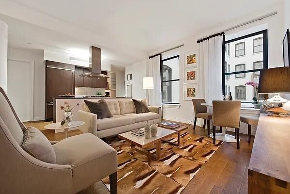 Foto del edificio - 225 Fifth Avenue