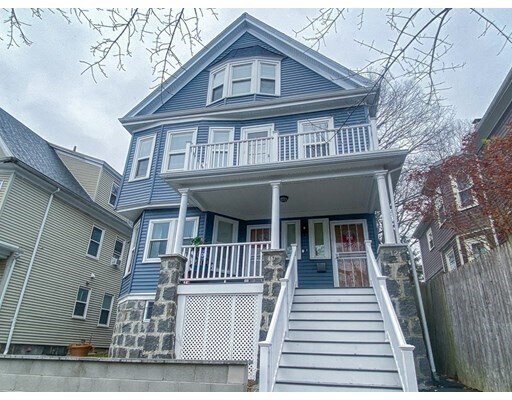 Building Photo - 24 Phillips St