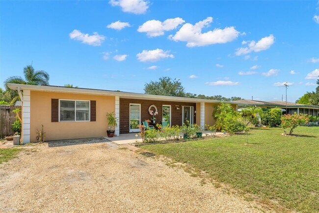 Building Photo - 3 br, 2 bath House - 5040 49Th Avenue N