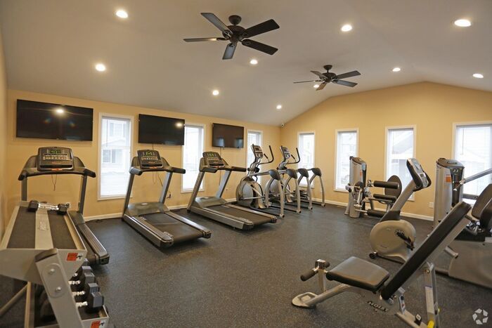 Primary Photo - 2 Bedroom Townhome w/Garage & Pets Welcome!*