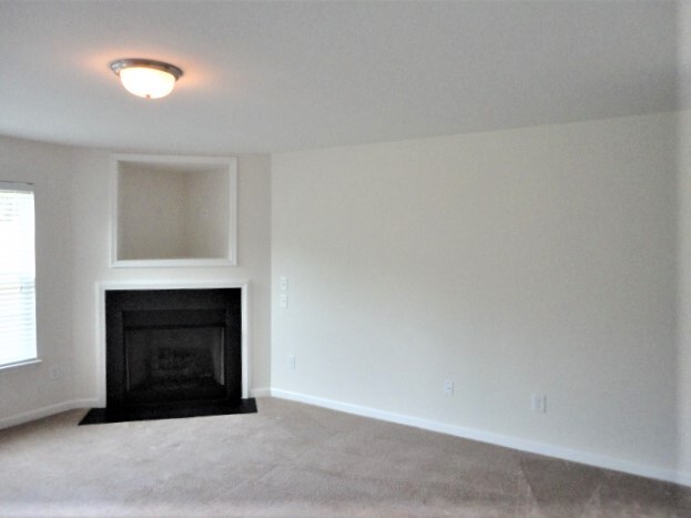 Building Photo - 2725 Quail Oaks Drive