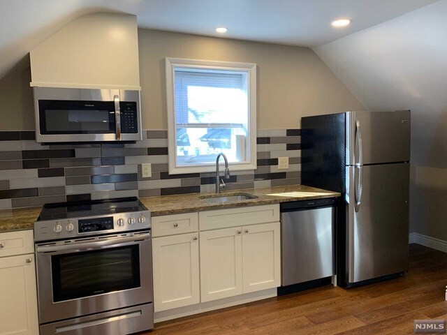 Foto principal - 359 4th Ave
