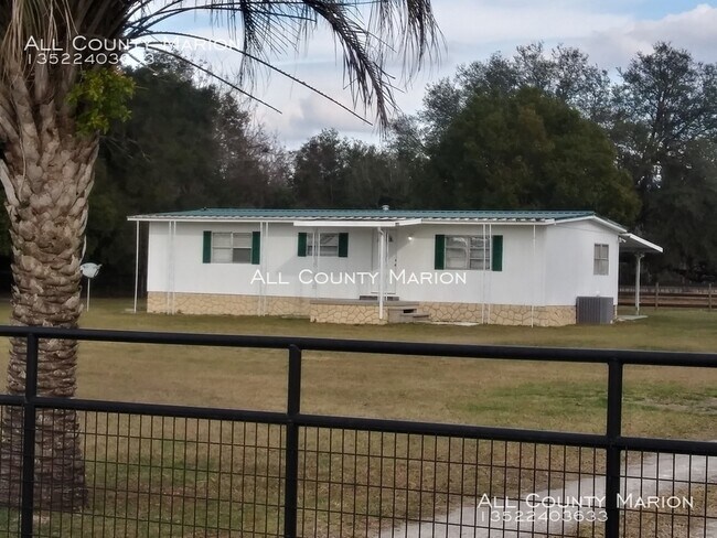 Building Photo - 2/2 Mobile Home on 1.73 acres Fenced
