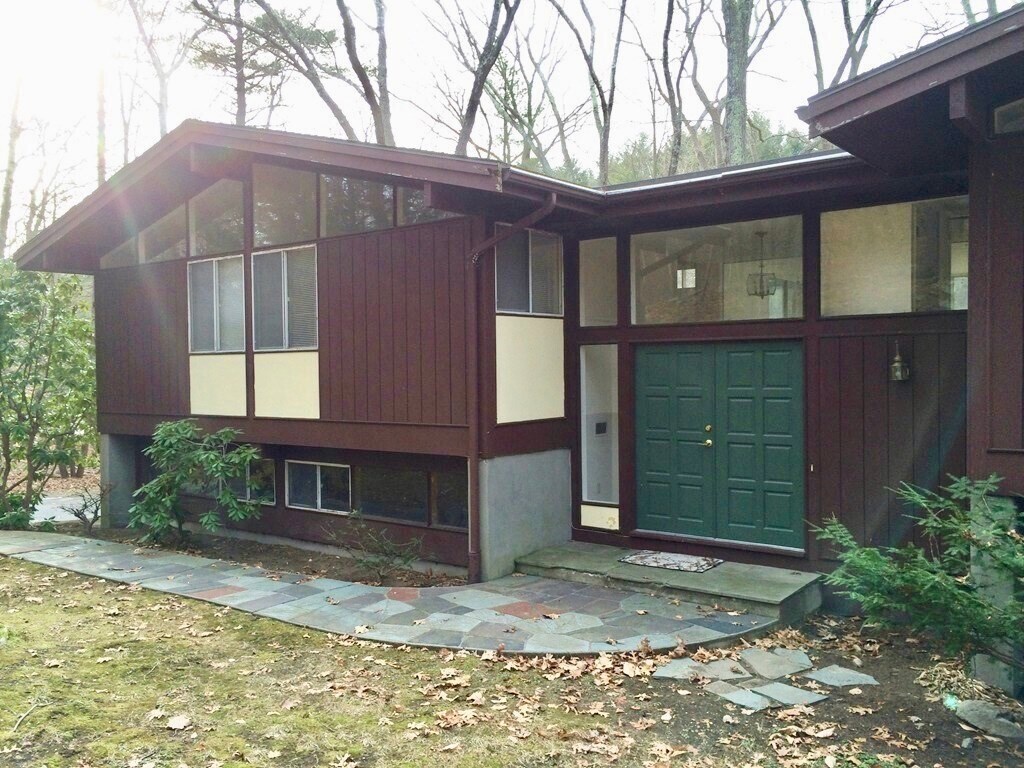 Primary Photo - 29 Indian Ridge Rd