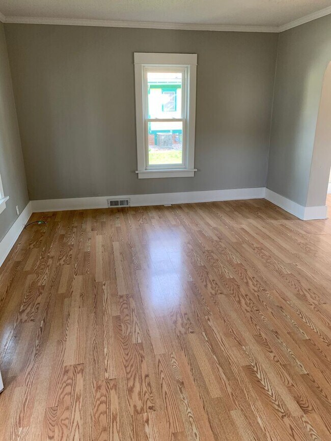 Foto del edificio - 3 br, 1 bath House - 211 South 16th Street