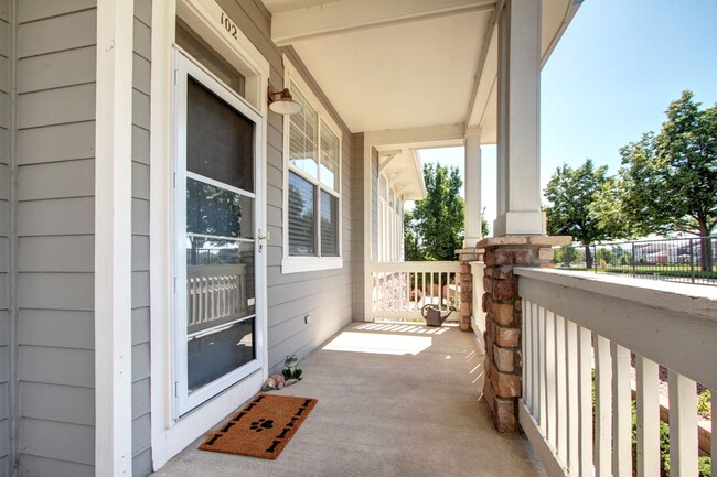 Foto del edificio - Parker Stonegate townhome style condo, Des...