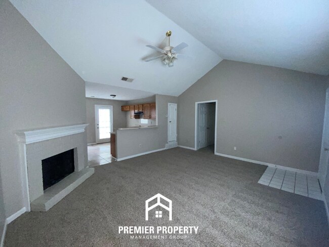 Foto del edificio - 5950 Chadwell Rd