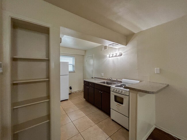 Foto del edificio - Pecan Grove Apartments