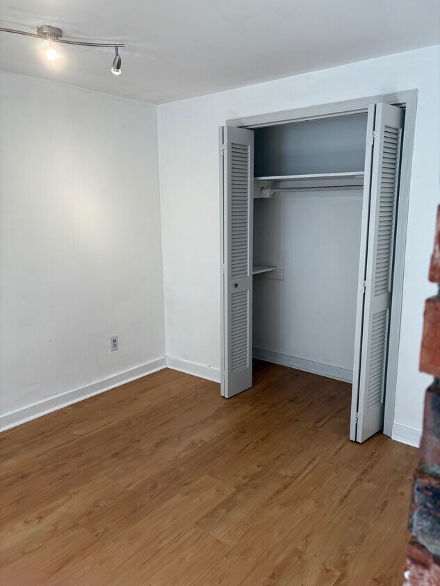 Foto principal - 3808 Old Crompond Rd
