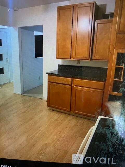 Foto del edificio - 15245 W North Ave