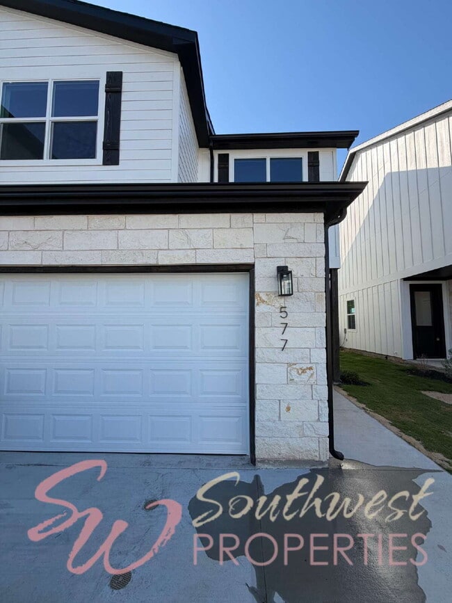 Building Photo - 577 Galt Dr