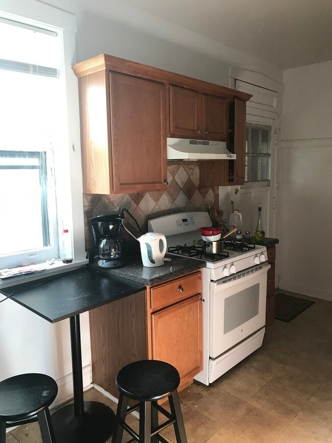 Building Photo - 1609 Ridge Ave