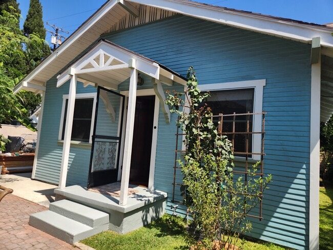 Building Photo - 612 Coronado Ave