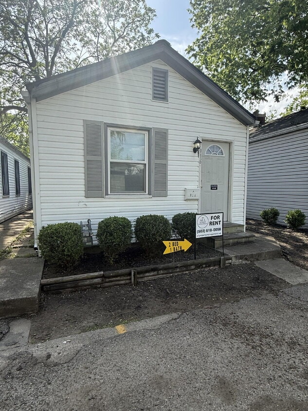 2 bedroom, 1 bathroom House deep in the heart of the Highlands. - 2 bedroom, 1 bathroom House deep in the heart of the Highlands.