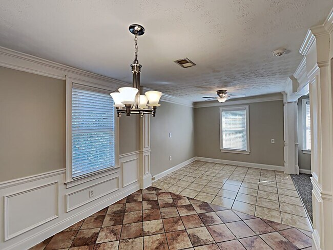 Foto del edificio - 255 Robbie Ln SW