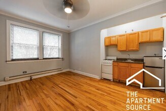 Building Photo - 4546 N Damen Ave