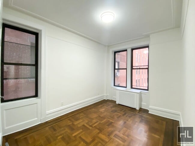 Foto del edificio - WEST 58 STREET