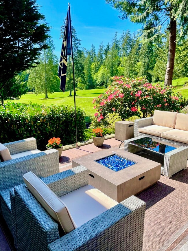 Foto del edificio - 180 Greenview Ln