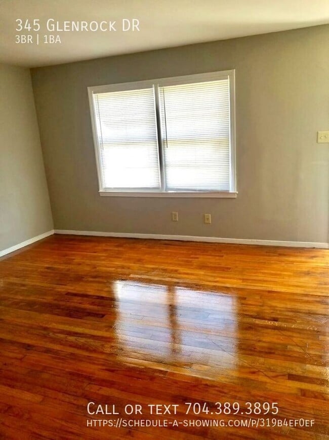 Photo - 345 Glenrock Dr House