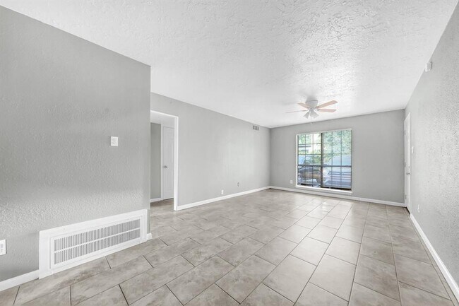 Foto del edificio - 3314 N MacGregor Way