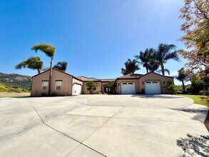Building Photo - 29165 Ridgeline Ct