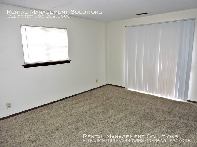 Foto del edificio - Bluewood East Apts - 2 BR 1 Bath