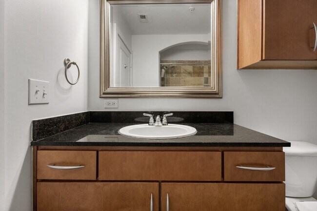 Foto del edificio - 1901 Post Oak Blvd