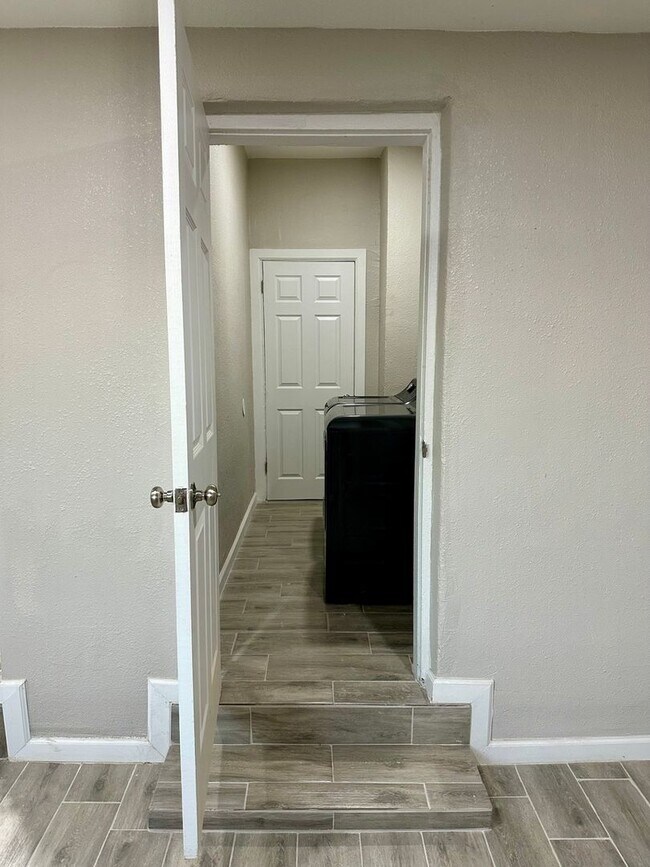 Foto del edificio - 101 N Seville Dr