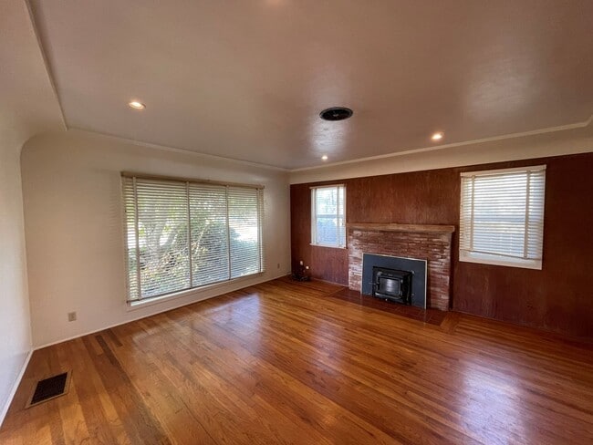 Foto del edificio - 1911 H St