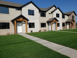 Building Photo - 498 N 1300 W