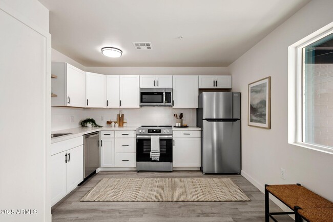 Foto del edificio - 3114 N 68th St