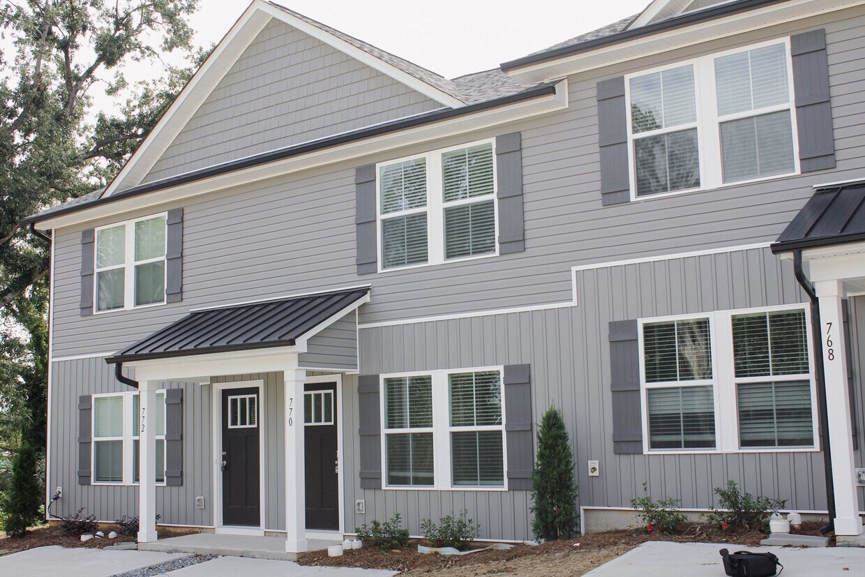 Foto principal - Almost - Brand townhouse in Kannapolis, NC!!