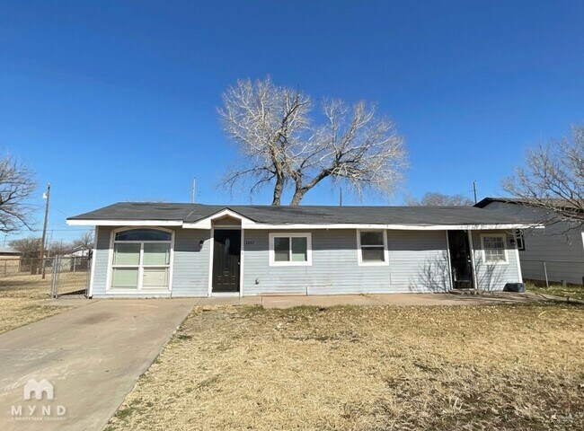 Foto del edificio - 3309 E 14th St