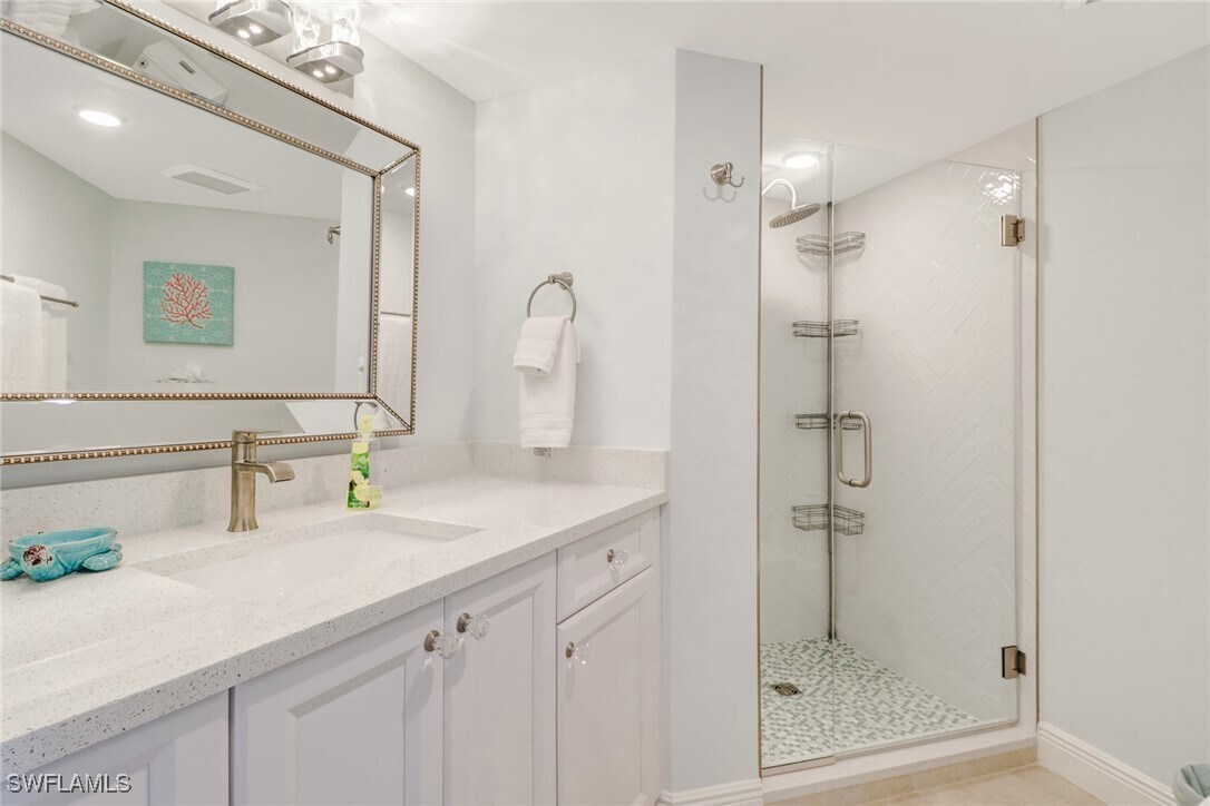 Foto principal - 4041 Gulf Shore Blvd N