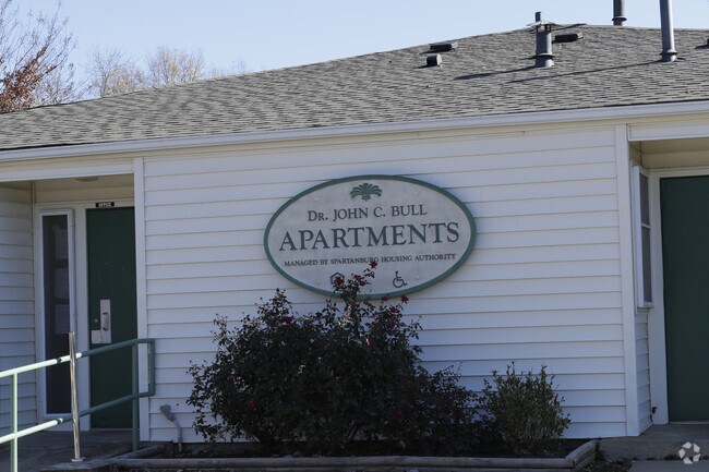 Foto del edificio - JC Bull Apartments