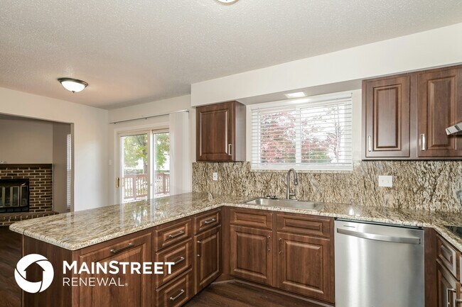 Building Photo - 4031 Les Cherbourg Ln