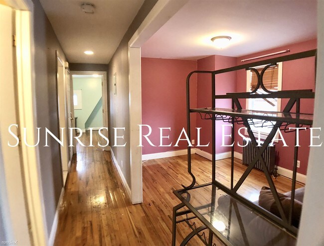 Foto del edificio - 2 br, 1 bath  - 814 E 39th St