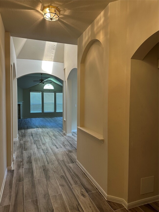 Building Photo - 17234 Rancho Verde Way