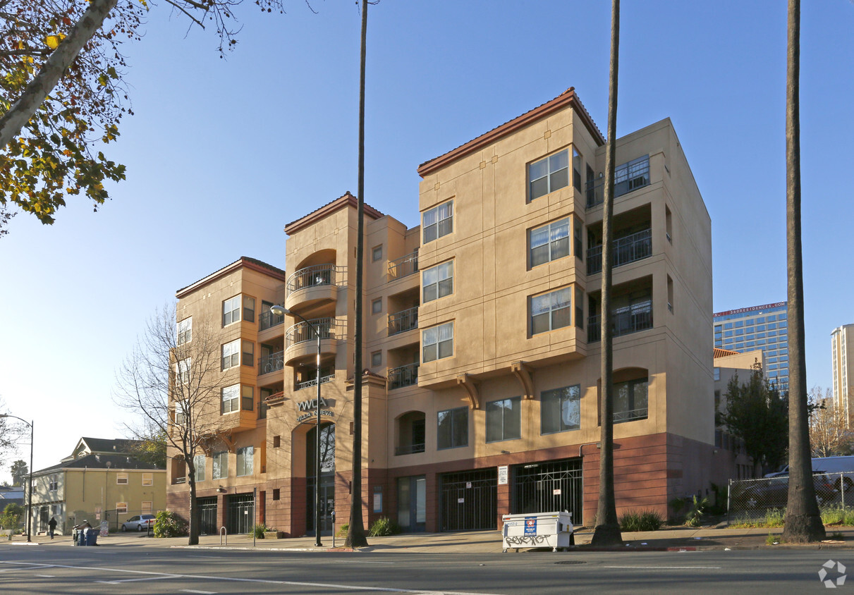 Foto del edificio - Susanne B. Wilson Residence