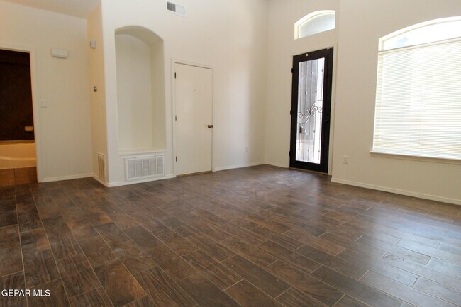 Foto del edificio - 2210 Hannah Leigh St