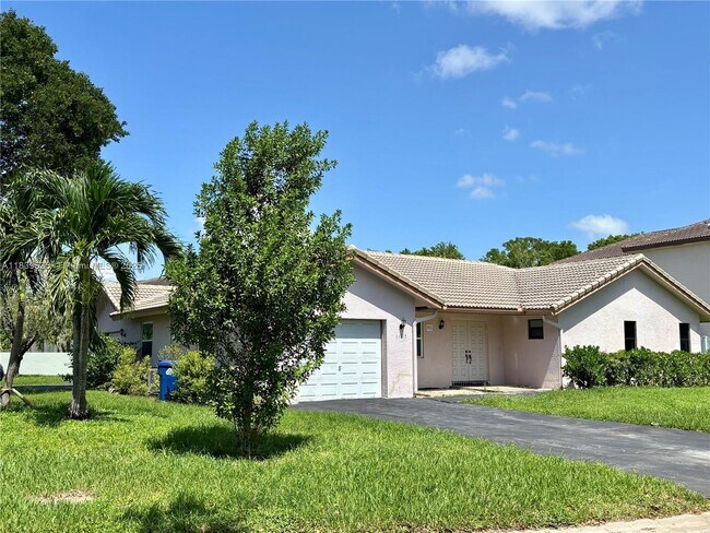 Foto del edificio - 11615 NW 23rd Ct