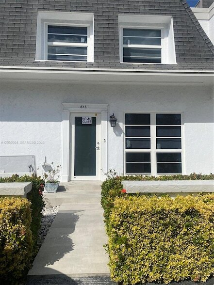 Photo - 613 NE 26th Avenue Unit Townhome