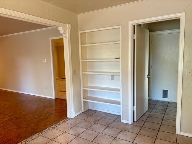 Foto del edificio - 2945 Kerry Ln