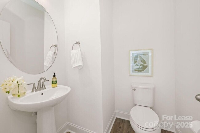 Foto del edificio - 3308 Glade Dr